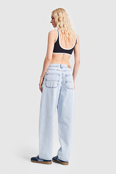 its basic Women's Snow Denim Color Juniper Skater Fit Loose Cut Denim Pants