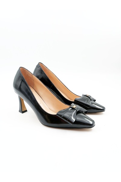 Tenau Ženske cipele sa štiklom od prave kože