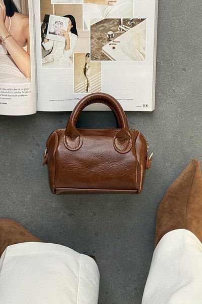 LEONAS Γυναικεία τσάντα χεριού και ώμου Mini Size Candy Tan