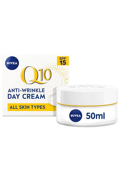 NIVEA Power Anti-Wrinkle + Firming Age Spot Day Cream SPF15 (50ml), Anti Ageing Cream + Creatine