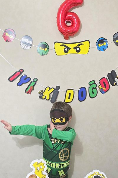 PEKSHOP Χάρτινες μάσκες με θέμα Ninjas 5 Pack Ninja Concept Γενέθλια