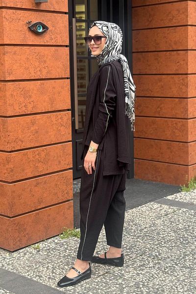 Moodbasic مجموعة Ma24.06 باللون الأسود