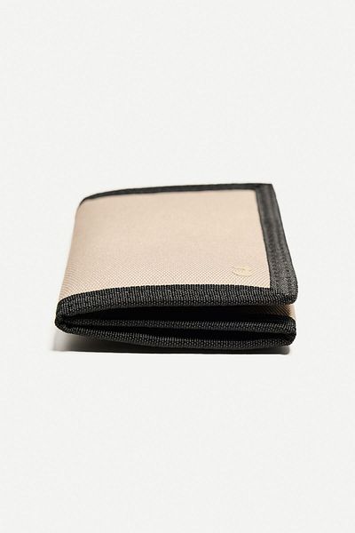 Bershka Coloured technical wallet