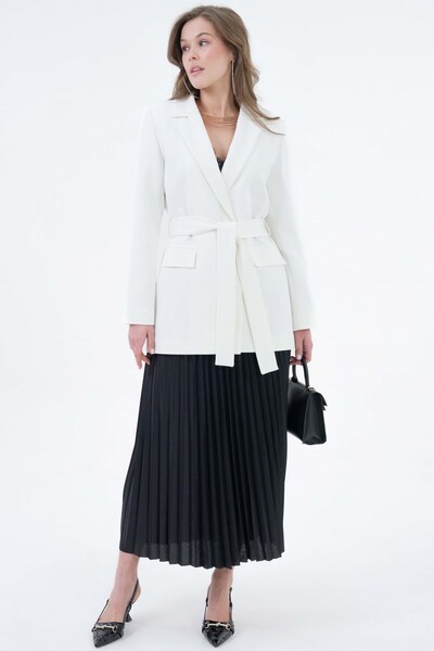 Saade Μπουφάν με λευκή ζώνη