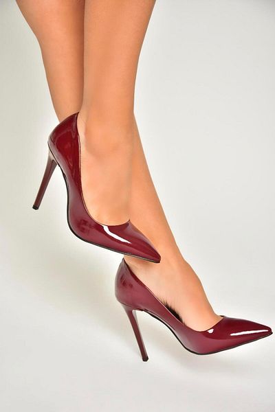 Fox Shoes T 676192008   Burgundy Patent Leather Thin Heeled Women's Stiletto