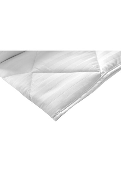 ALCAM Damask White Line quilt 180x200cm, bamboo filling, 300 g/sqm