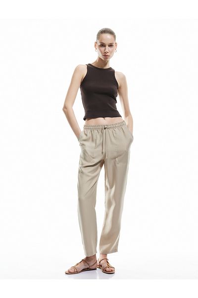 Koton Lace-Up Waist Relaxed Cut Pocket Detailed Carrot Pants