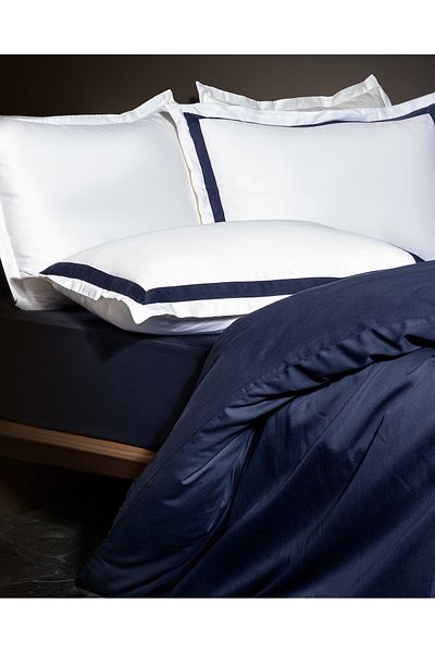 Madame Coco Jeanne Satin-Bettbezug-Set mit Bordüre, Kingsize, Weiß/Marineblau