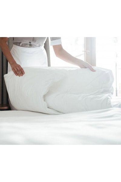 Kotonia Home Set 4 piese Lenjerie de pat 3 piese Kotonia Home Hotel 1 persoana si pilota iarna, Olandina, Alb