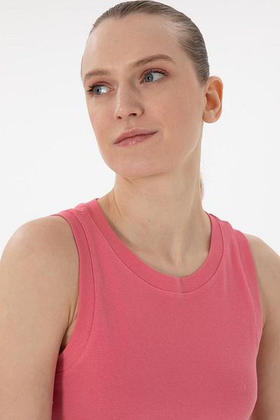 U.S. Polo Assn. Women's Sleeveless Crew Neck Basic T-Shirt Tekspor 207535 .1