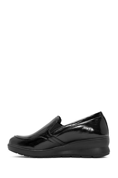 Derimod Mocasini confortabili din piele lacuita cu toc negru pentru femei 24WFD 236816