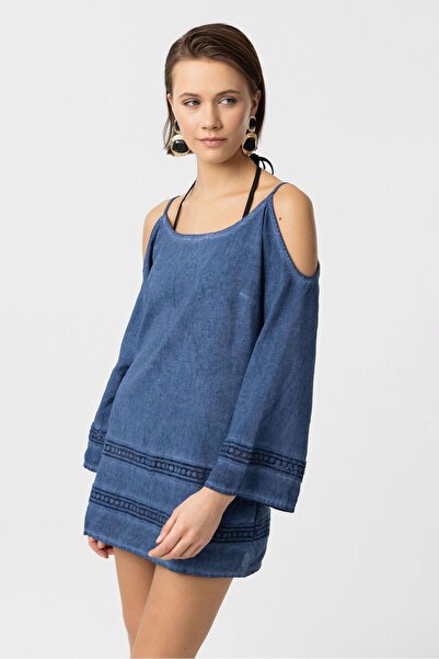 Deriderim Блакитна сорочка з тонким бретельками, мереживом та рукавами-крильцями з бавовни