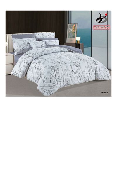 XI DUO 8-piece microfiber comforter set for two people, with a striped bedspread. King size comforter: 240 x 260 cm.