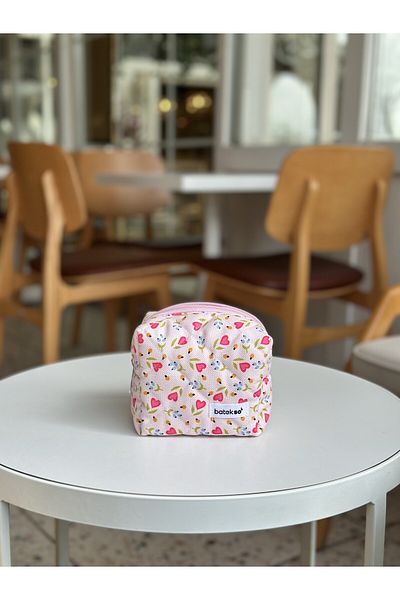 Batekso Heart Flower Patterned Makeup Bag - Small Size