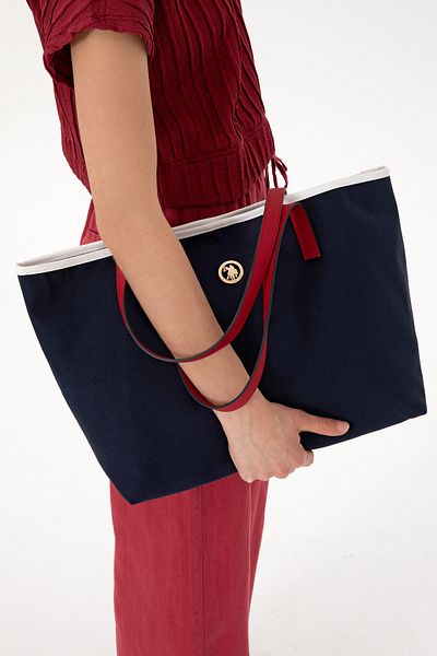 U.S. Polo Assn. Women's Navy Blue Shoulder Bag 50293660 -Vr033