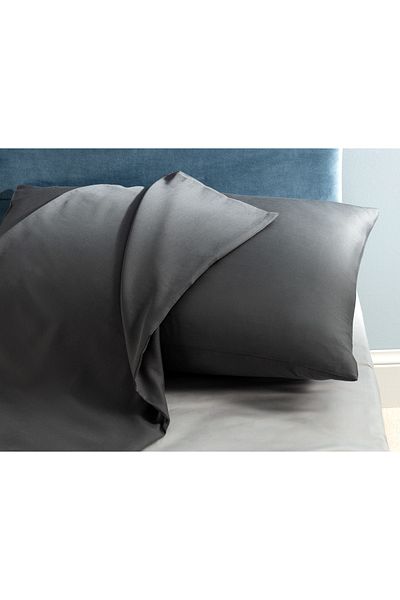 Madame Coco Ciel Satin Plain Kissenbezug