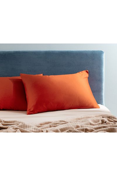 Madame Coco Ciel Satin Plain Kissenbezug