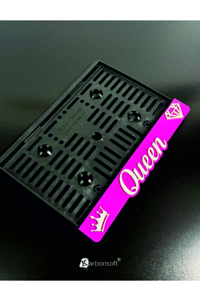 karbonsoft Kraliçelere Özel! Pembe Pleksi "Queen" Kapı ve Duvar Dekoru