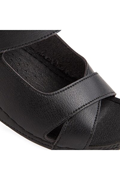 Muya Жіночі сандалі на анатомічній підошві - чорні A3871037