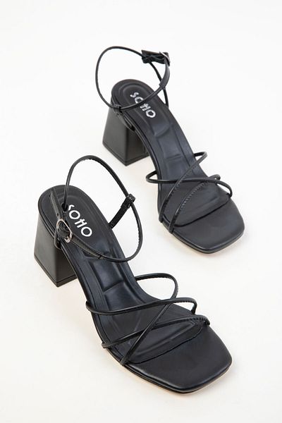 SOHO Schwarze klassische Damenschuhe mit Absatz 20325