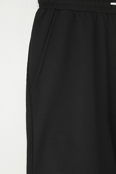 Edit by Trendyol Palm Print Black Shorts - Regular Fit Bermuda Tedss25Sr00002