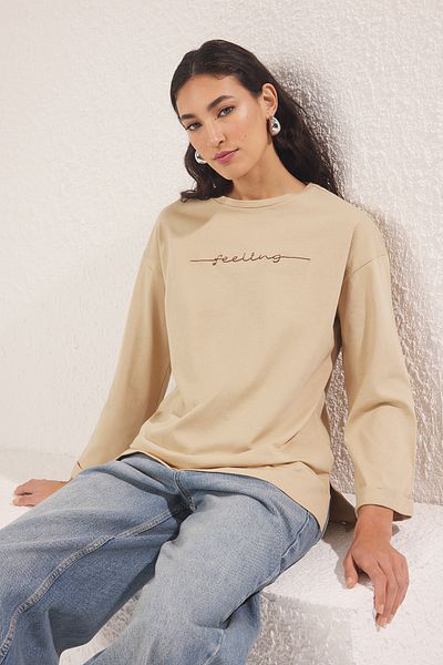 Trendyol Modest Béžové tričko Supreme s potiskem