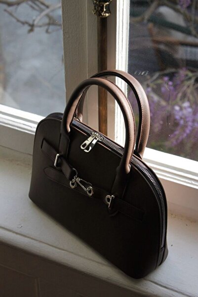 SHINELUC ليديا |   حقيبة يد وكتف بنية