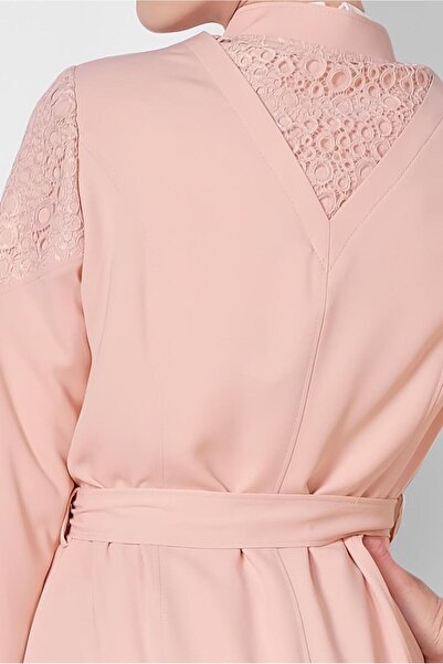 Alvina 1464 Model Belted Waist and Guipure Parde