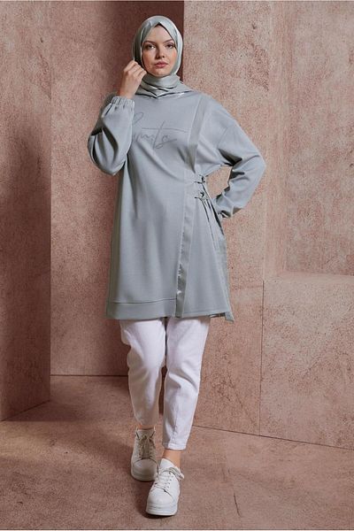 Alvina 44516 موديل سترة رياضية مطبوعة بالأحجار