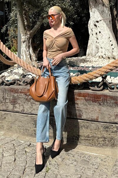 Madmext Bej Madonna Yaka Kadın Bluz Mg2411