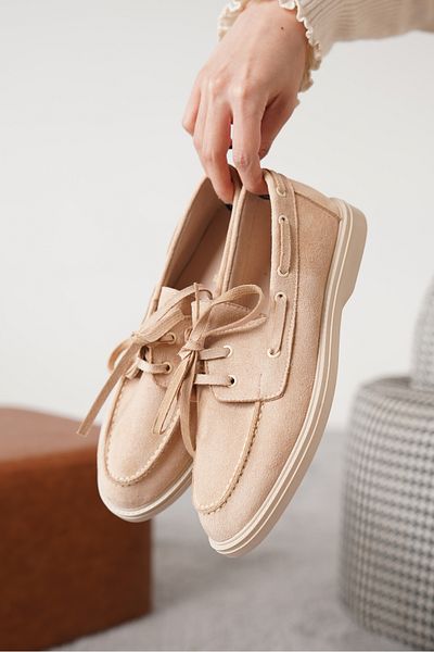 Moda Değirmeni Бежови велурени дамски мокасини с връзки и обувки MD1065-113-0001
