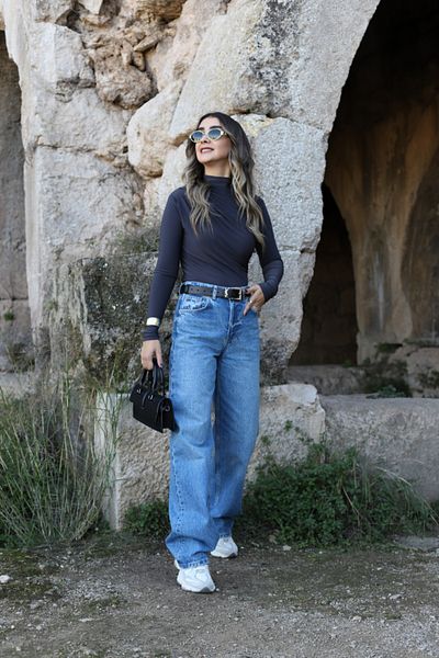bytugcekaya Anthracite Μπλούζα Crop Top με κορδόνια ώμου