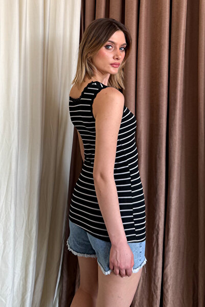 ModaPlaza Women's Lace Striped Undershirt 4002