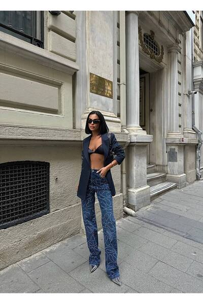 Diviny Women's Stripe Stone High Waist Straight Fit Blue Jeans