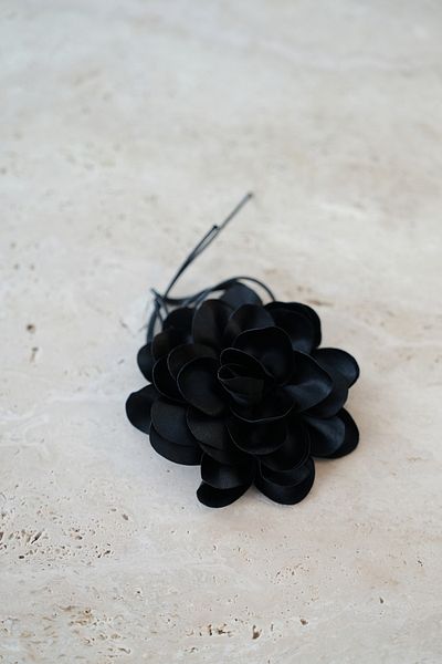 İstoria Bridal Satin Rose Choker Necklace, Flower Necklace, Lace up Fabric Flower Necklace Rose Necklace