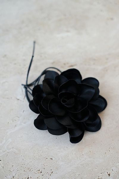 İstoria Bridal Satin Rose Choker Necklace, Flower Necklace, Lace up Fabric Flower Necklace Rose Necklace