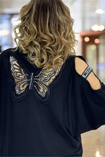 yagmurberen ΣΥΝΘΕΣΗ ΜΕ ΣΧΕΔΙΟ ΠΕΤΑΛΟΥΔΑΣ ΣΤΙΣ ΩΜΟΥΣ ΜΕ ΛΕΠΤΟΜΕΡΕΙΕΣ ΠΑΡΑΘΥΡΟΥ, ΜΕΓΑΛΟ ΜΕΓΕΘΟΣ, ΜΠΛΟΥΖΑ ΜΕ ΔΕΣΙΜΟ ΚΑΙ ΚΟΨΙΜΟ ΒΑΘΥ.