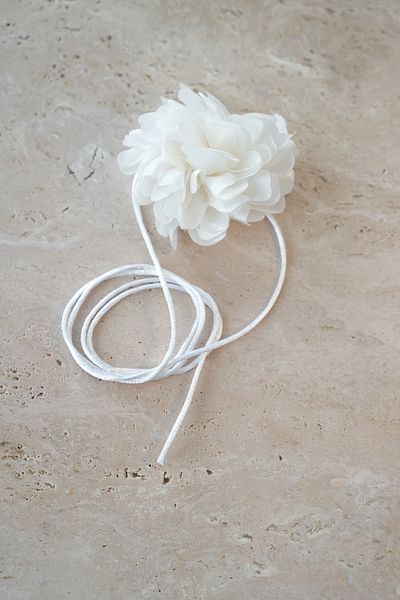 İstoria Bridal Satin Rose Necklace, Lace up Choker Necklace, Flower Necklace