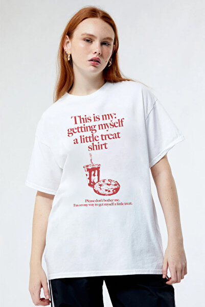 Tee&more. Tricou Premium Unisex Oversize cu imprimeu „A Little Treat”