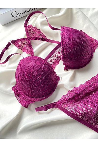 SATTENS Butterfly Detail on the Back Front Opening Clip-On Padded Bra Underwear Set