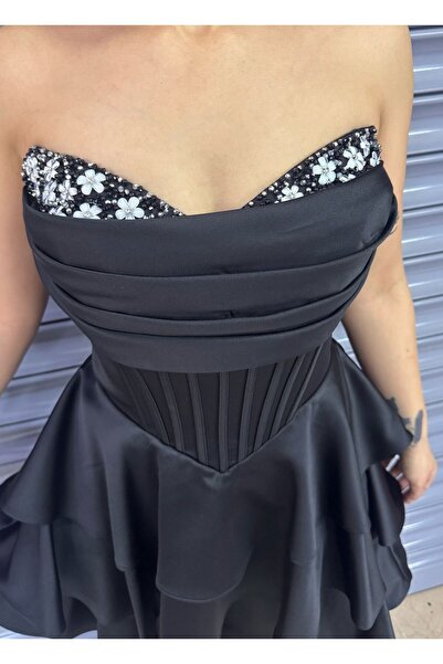 AYSHA BOUTIQUE Kedi Kulağı Korseli Fırfırlı Elbise