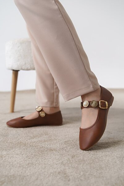 luuq shoes حذاء باليرينا نسائي من SIENA مع حزام بإبزيم ذهبي