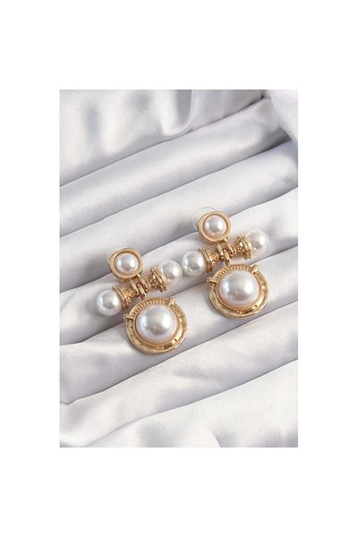 Skygo Brass Gold Color Pearl Rhinestone Motif Earrings - Tj-Bkp9502