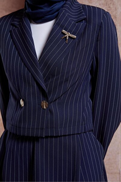 Alvina 44719 Σετ ριγέ φούστα με μοντέλο καρφίτσα