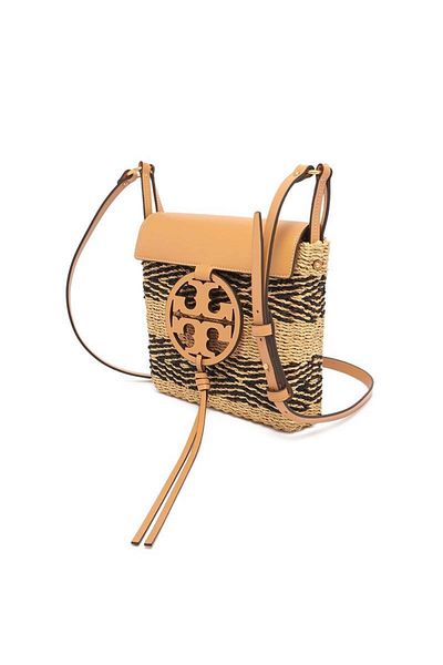 Tory Burch حقيبة كروس بودي من القش المخطط من ميلر