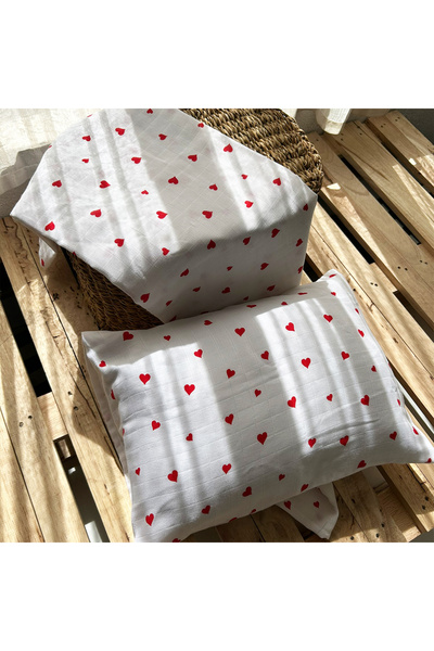 Lief Home 100% Cotton Two Layer Red Heart Patterned Muslin Cover and Pillowcase