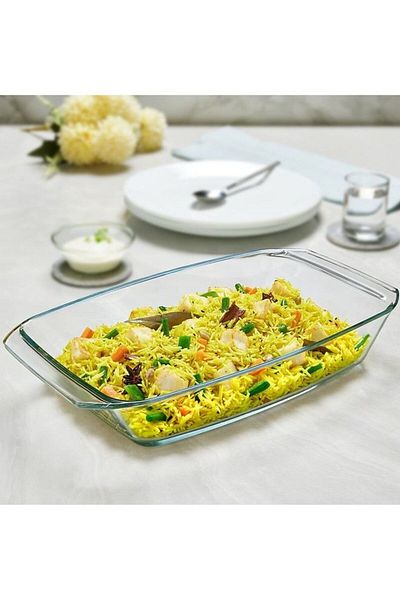 Borosil Microwavable Deep Rectangular Dish With Handle, Microwave, Oven And Dishwasher Proof White 3Liters