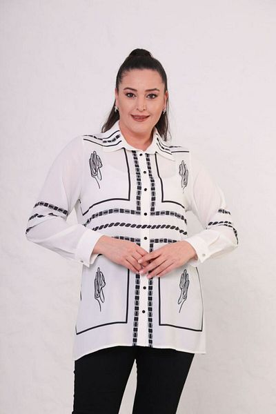Mezure Stone Embroidered Crepe Fabric Button Blouse Large Size