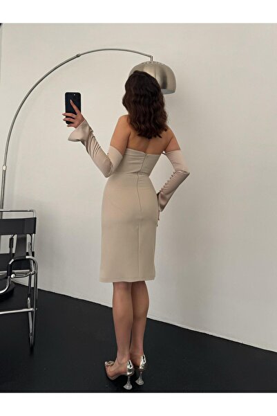 Serica Moda Βραδινό φόρεμα μίντι με πέτρινο σατέν μανίκι