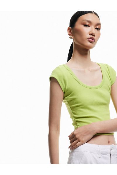 Koton Βαμβακερό T-Shirt με κοντό μανίκι με λαιμόκοψη